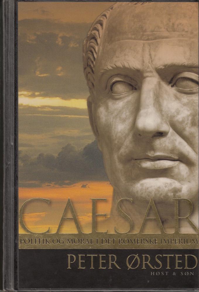 At følge Cæsars liv og levned gennem Ørsteds øjne er meget fascinerende. Han sætter Cæsars levnedsforløb op imod "staten" og beskriver på baggrund af hans karriere opbygningen af den romerske  ...